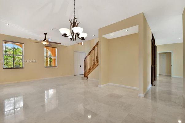 Chandelier, Empty room, Interior, Recessed Lighting