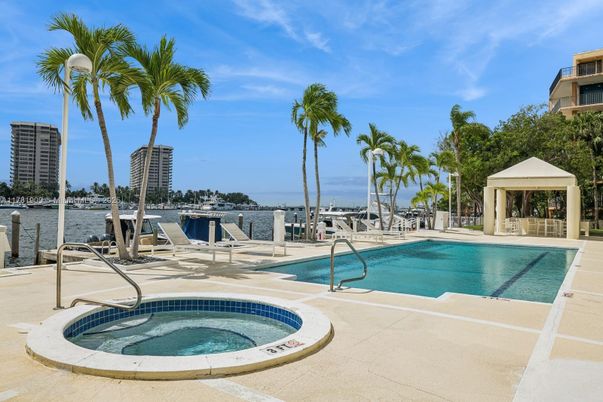 Exterior, Pool, Water