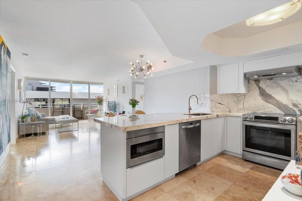 Interior, Kitchen, Living room, Marble Walls, Pendant Lights, Recessed Lighting, Stainless Steel Appliances