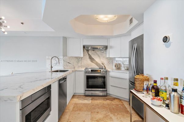 Interior, Kitchen, Stainless Steel Appliances
