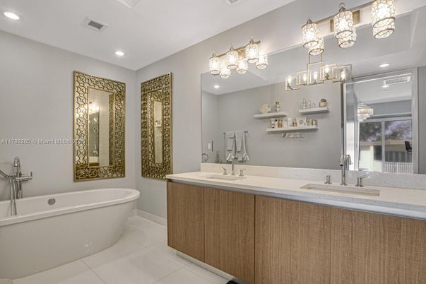 Bathroom, Dual Sink Vanities, Free Standing Baths, Interior, Recessed Lighting