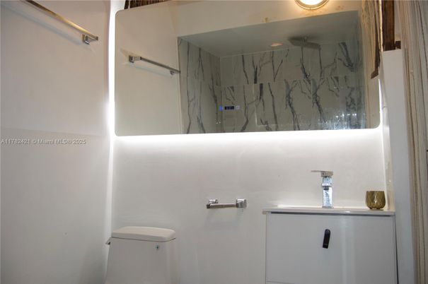 Bathroom, Interior, Marble Walls