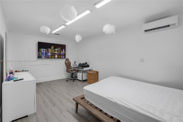 Bedroom, Home Office, Interior, Wood Texture Flooring
