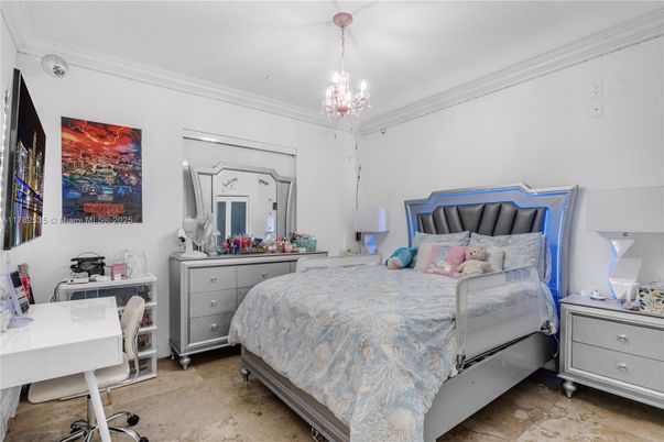 Bedroom, Chandelier, Home Office, Interior, Pendant Lights