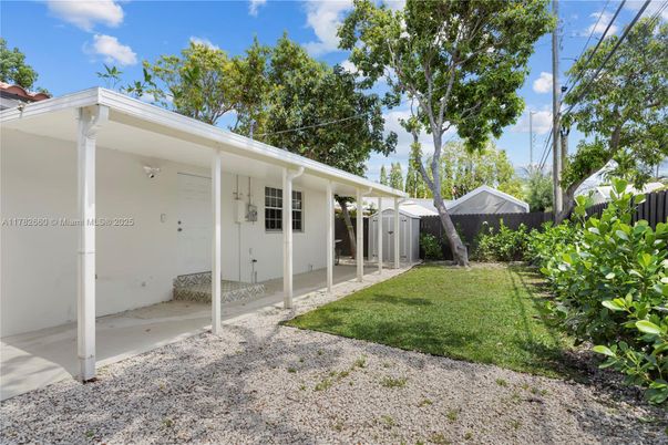 Backyard, Exterior
