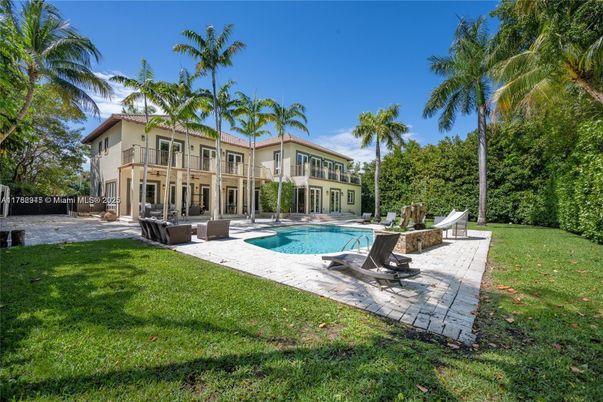 Backyard, Exterior, Pool
