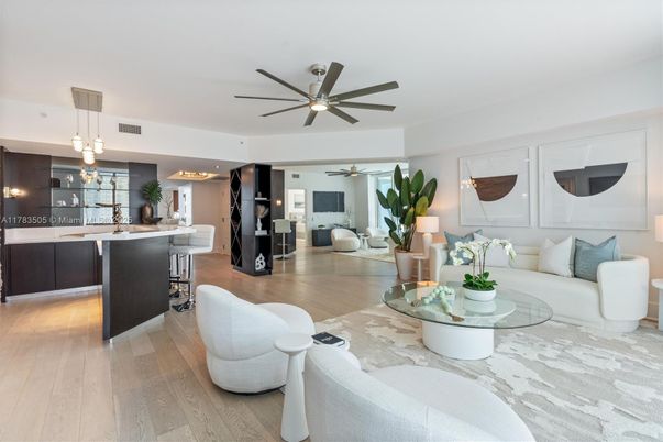 Interior, Kitchen, Living room, Pendant Lights, Wood Texture Flooring