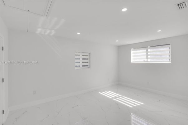 Empty room, Interior, Marble, Recessed Lighting