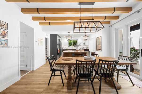 Dining room, Interior, Kitchen, Pendant Lights, Wooden Beams, Wood Texture Flooring