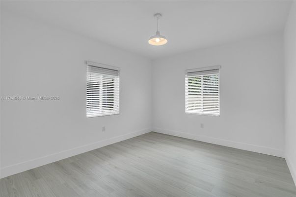 Empty room, Interior, Pendant Lights, Wood Texture Flooring