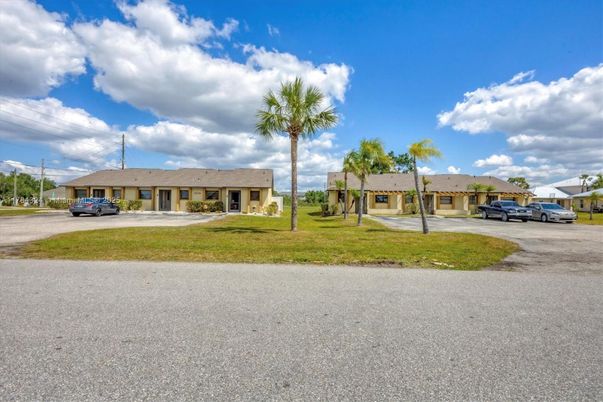 Attached, Backyard, Exterior, Facade, Ranch