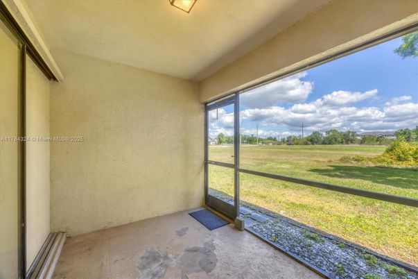 Empty room, Interior, Sun Room