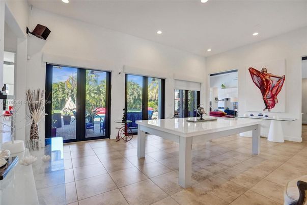 Game Room, Interior, Kitchen, Recessed Lighting