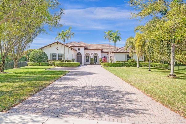 Backyard, Exterior, Facade, Spanish Mediterranean