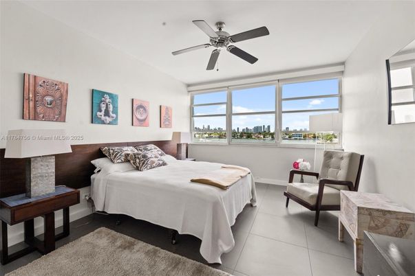 Bedroom, Interior, Water