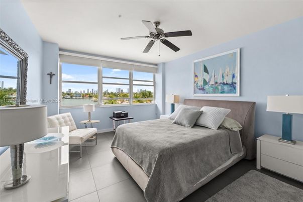 Bedroom, Interior, Water