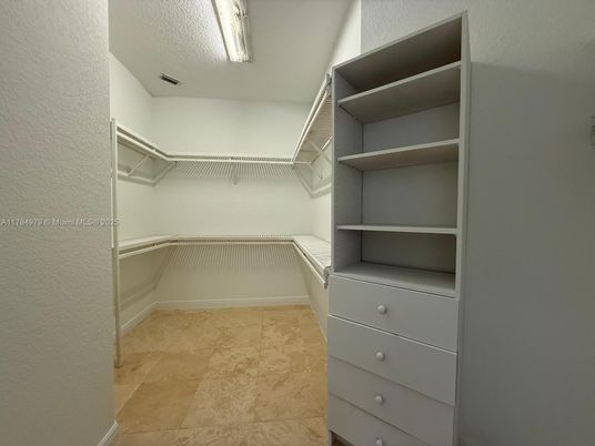 Interior, Walk-in Closets