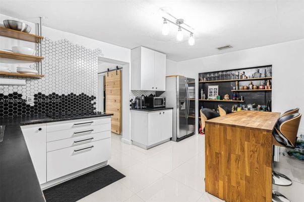 Interior, Kitchen, Stainless Steel Appliances