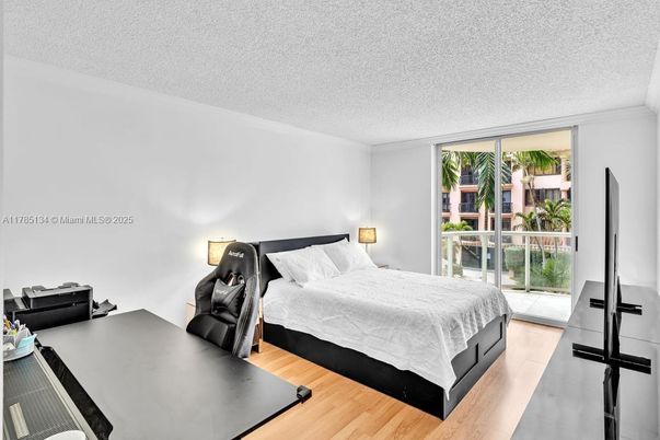 Bedroom, Home Office, Interior, Wood Texture Flooring