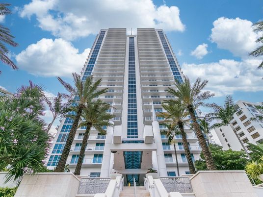 Exterior, Facade, Condo Building