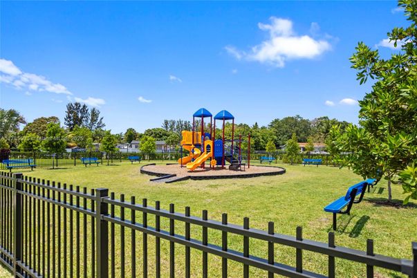 Backyard, Exterior, Playground