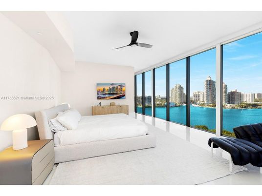Bedroom, Interior, Water