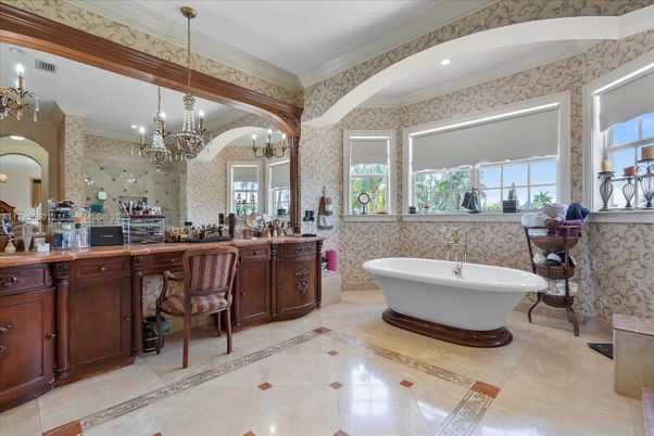 Bathroom, Chandelier, Dual Sink Vanities, Free Standing Baths, Interior, Recessed Lighting