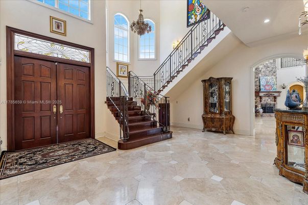 Chandelier, Interior, Recessed Lighting