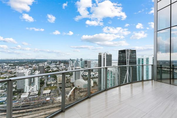 Exterior, Other, Skyline