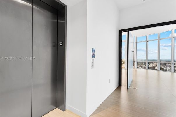Elevator, Interior, Wood Texture Flooring