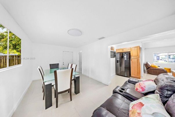Dining room, Interior, Kitchen, Living room