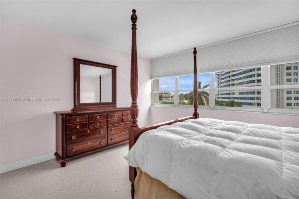 Bedroom, Interior, Water