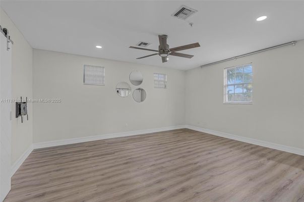 Empty room, Interior, Recessed Lighting, Wood Texture Flooring