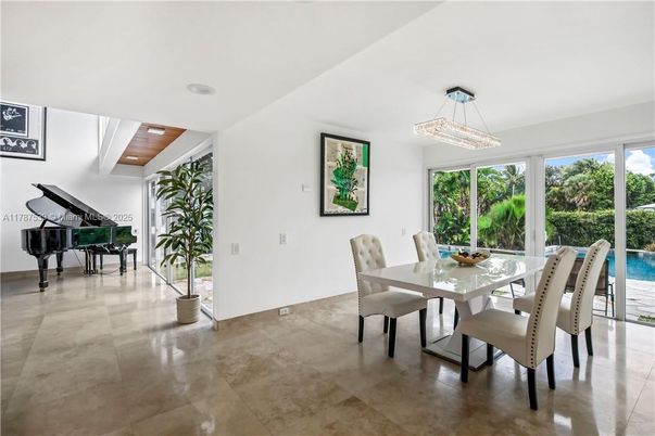 Dining room, Interior, Pendant Lights, Piano, Wooden Ceilings