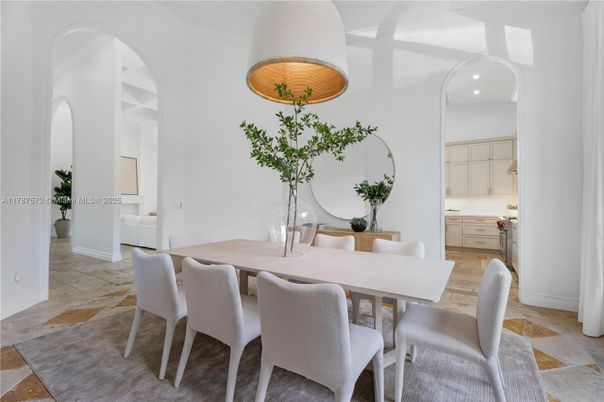 Dining room, Interior, Recessed Lighting