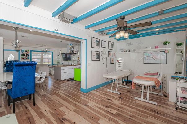 Dining room, Interior, Wood Texture Flooring
