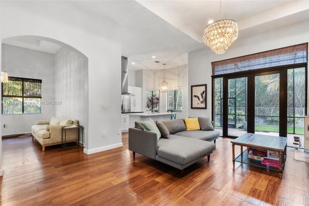Chandelier, Interior, Living room, Pendant Lights, Recessed Lighting, Wood Texture Flooring