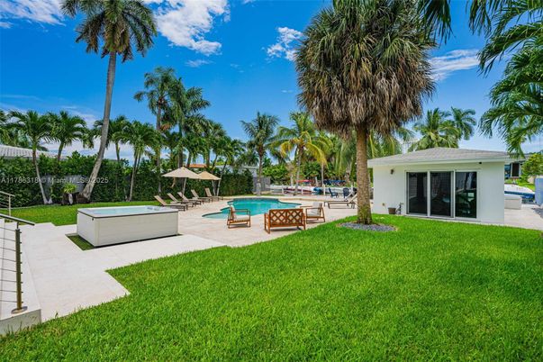 Backyard, Exterior, Hot Tub, Pool