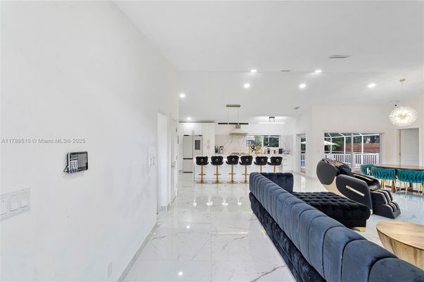 Chandelier, Interior, Kitchen, Living room, Marble, Recessed Lighting