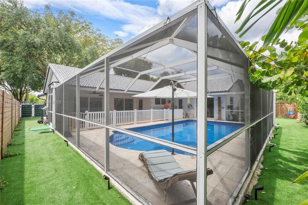 Backyard, Exterior, Pool