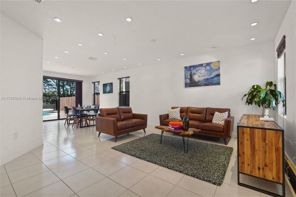 Dining room, Interior, Living room, Recessed Lighting