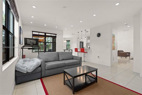 Dining room, Interior, Kitchen, Living room, Pendant Lights, Recessed Lighting