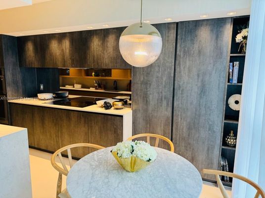 Dining room, Interior, Kitchen, Pendant Lights, Stainless Steel Appliances