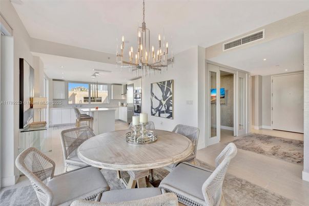 Dining room, Interior, Kitchen, Pendant Lights, Recessed Lighting