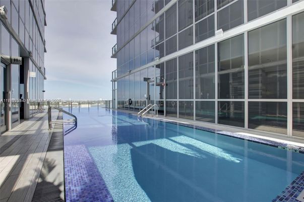 Exterior, Pool, Water