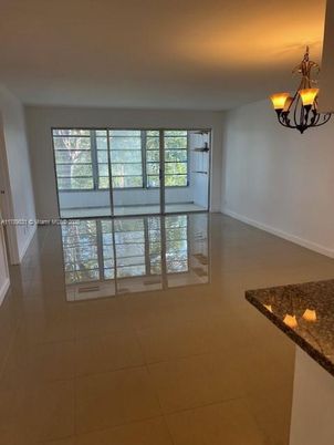 Chandelier, Empty room, Interior