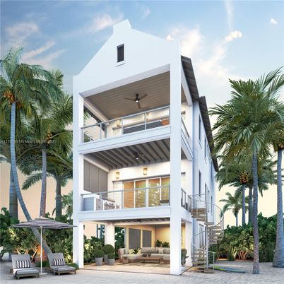 Exterior, Facade, Modern