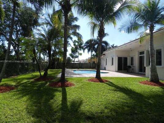 Backyard, Exterior, Pool