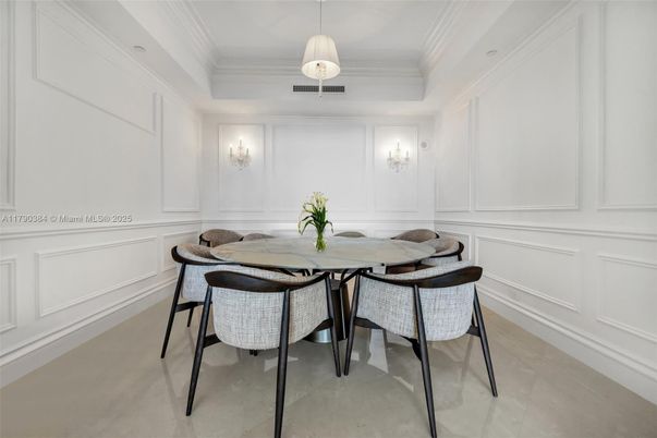 Dining room, Interior, Pendant Lights