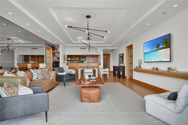Dining room, Interior, Kitchen, Living room, Pendant Lights, Recessed Lighting, Wood Texture Flooring